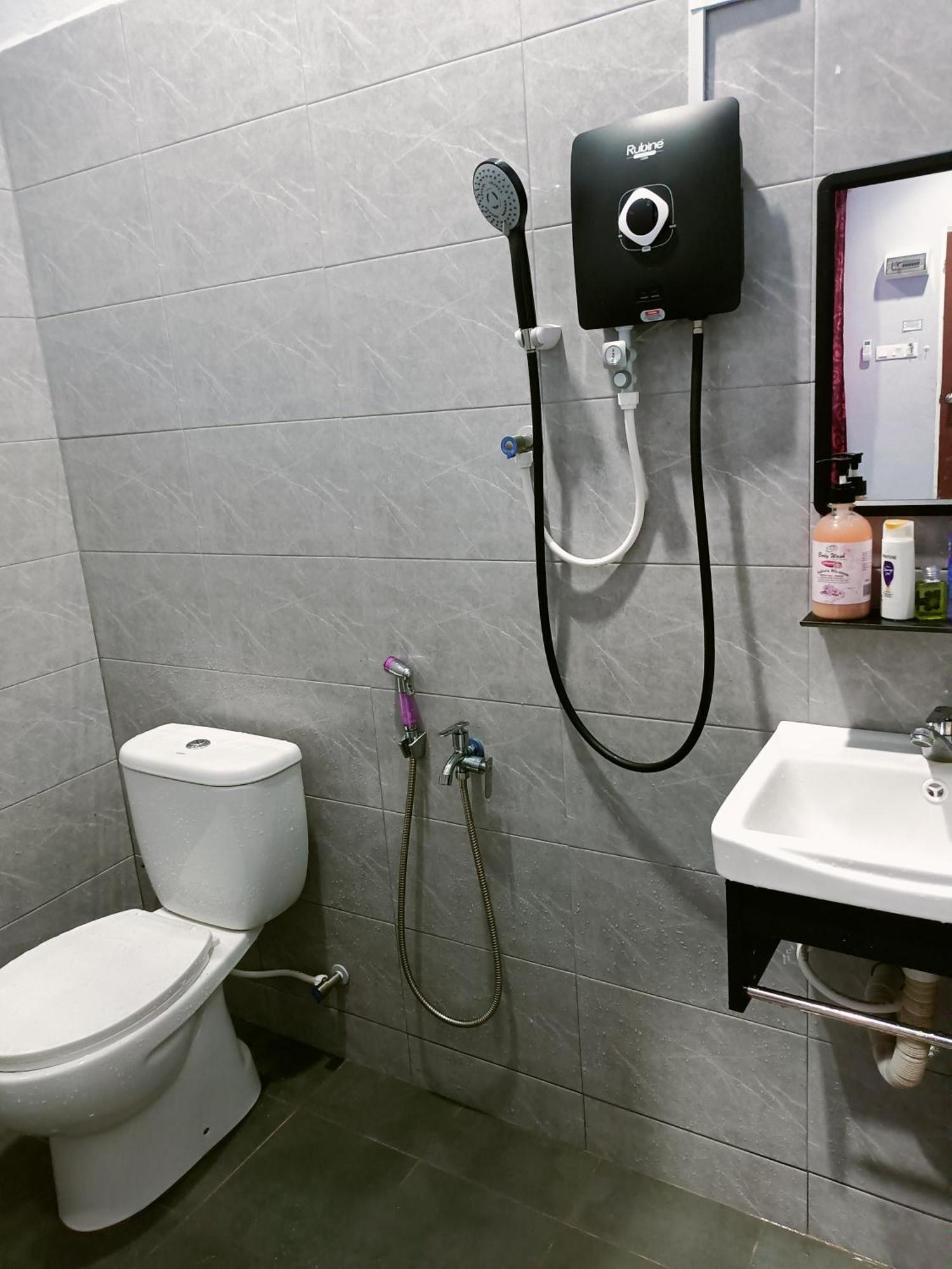 The Marak Village Kb - Mini Homestay Kota Bahru Luaran gambar
